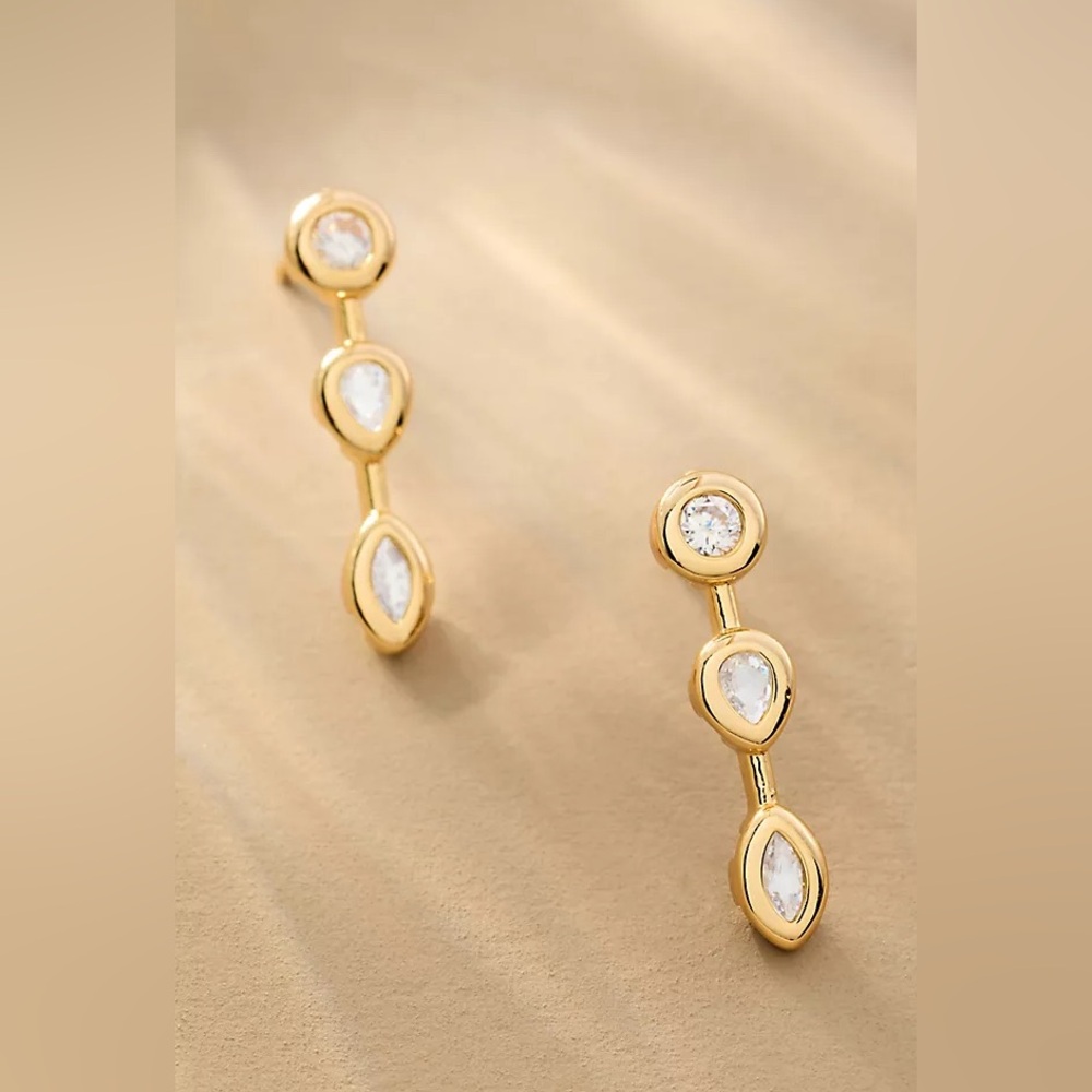 ✨NWT Anthropologie Delicate Crystal Drop Earrings